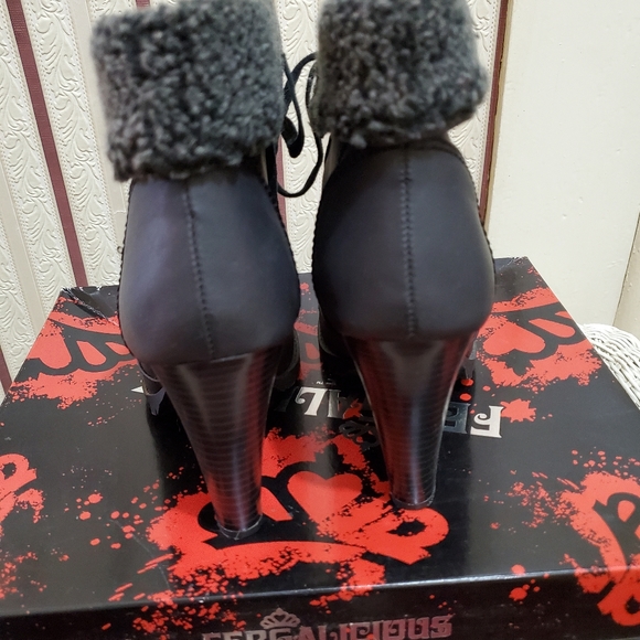 NIB Fergalicious Black Booties 9M - Picture 3 of 5